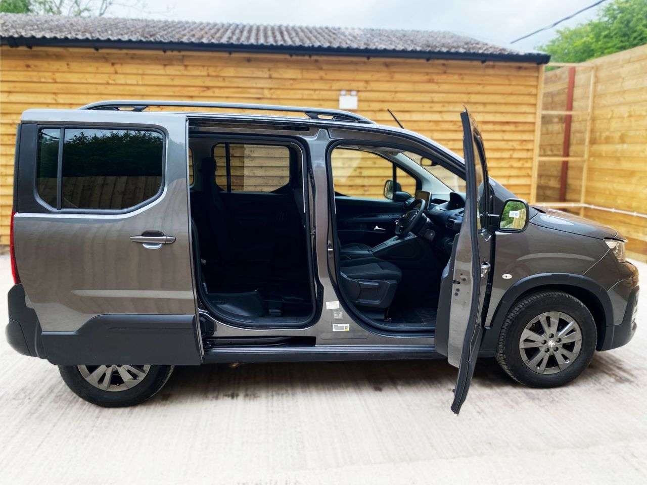 2023 PEUGEOT RIFTER 2023 PEUGEOT RIFTER