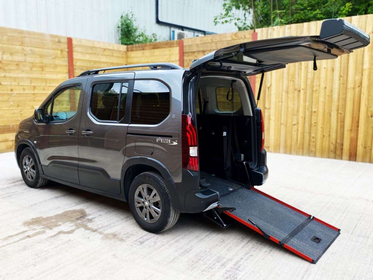 A 2023 PEUGEOT RIFTER 3 Seat Wheelchair Accessible Disabled Access Vehicle WAV A 2023 PEUGEOT RIFTER 3 Seat Wheelchair Accessible Disabled Access Vehicle WAV