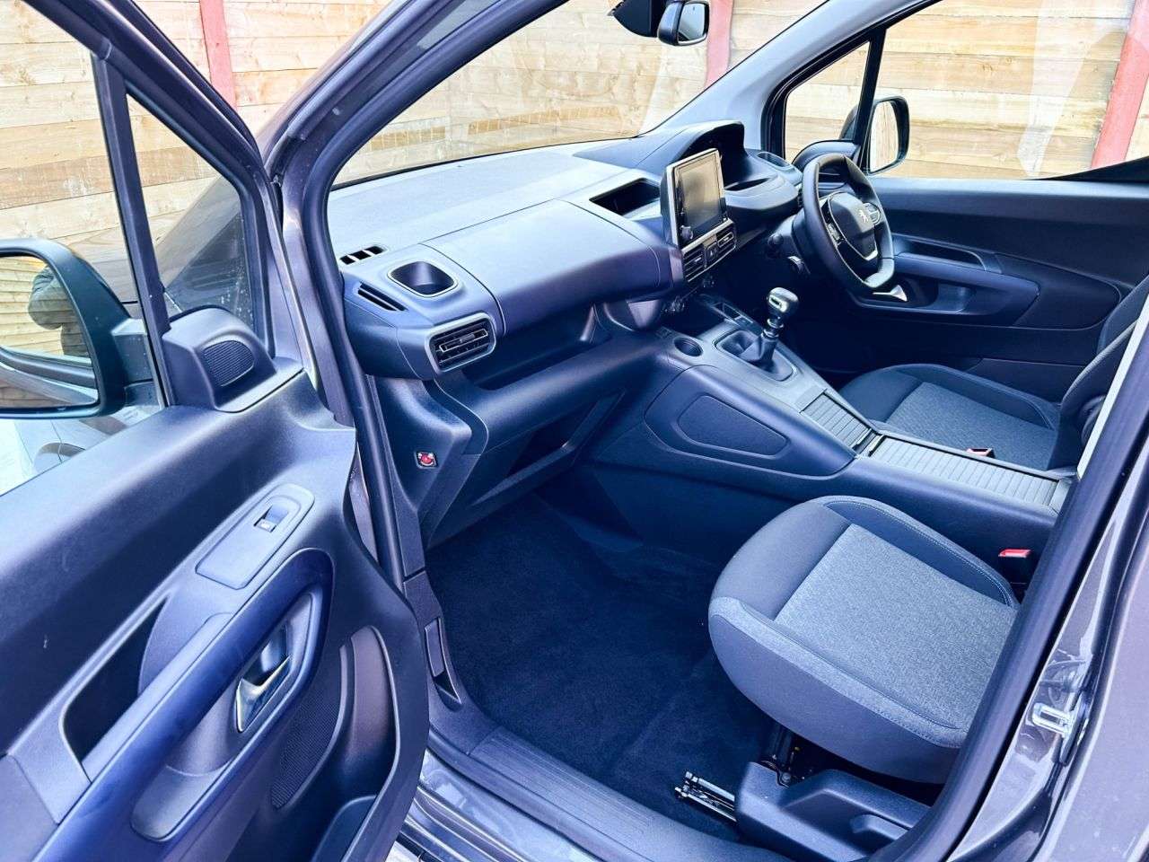 2023 PEUGEOT RIFTER 2023 PEUGEOT RIFTER