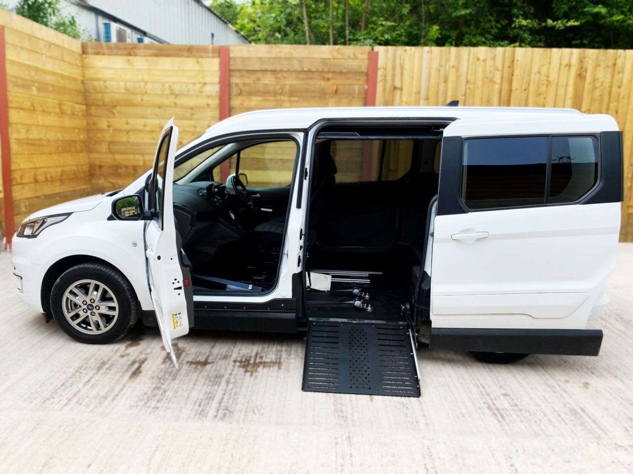 2021 FORD GRAND TOURNEO CONNECT 2021 FORD GRAND TOURNEO CONNECT