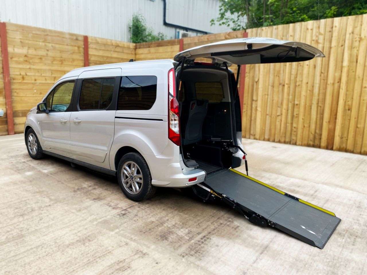 A 2022 FORD GRAND TOURNEO CONNECT Passenger Up Front or Driver Transfer Wheelchair Accessible Vehicle WAV A 2022 FORD GRAND TOURNEO CONNECT Passenger Up Front or Driver Transfer Wheelchair Accessible Vehicle WAV