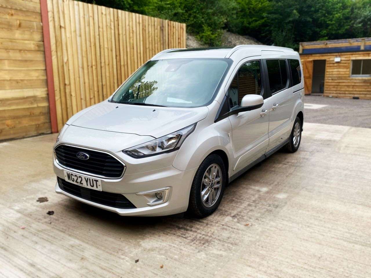 A 2022 FORD GRAND TOURNEO CONNECT Passenger Up Front or Driver Transfer Wheelchair Accessible Vehicle WAV A 2022 FORD GRAND TOURNEO CONNECT Passenger Up Front or Driver Transfer Wheelchair Accessible Vehicle WAV