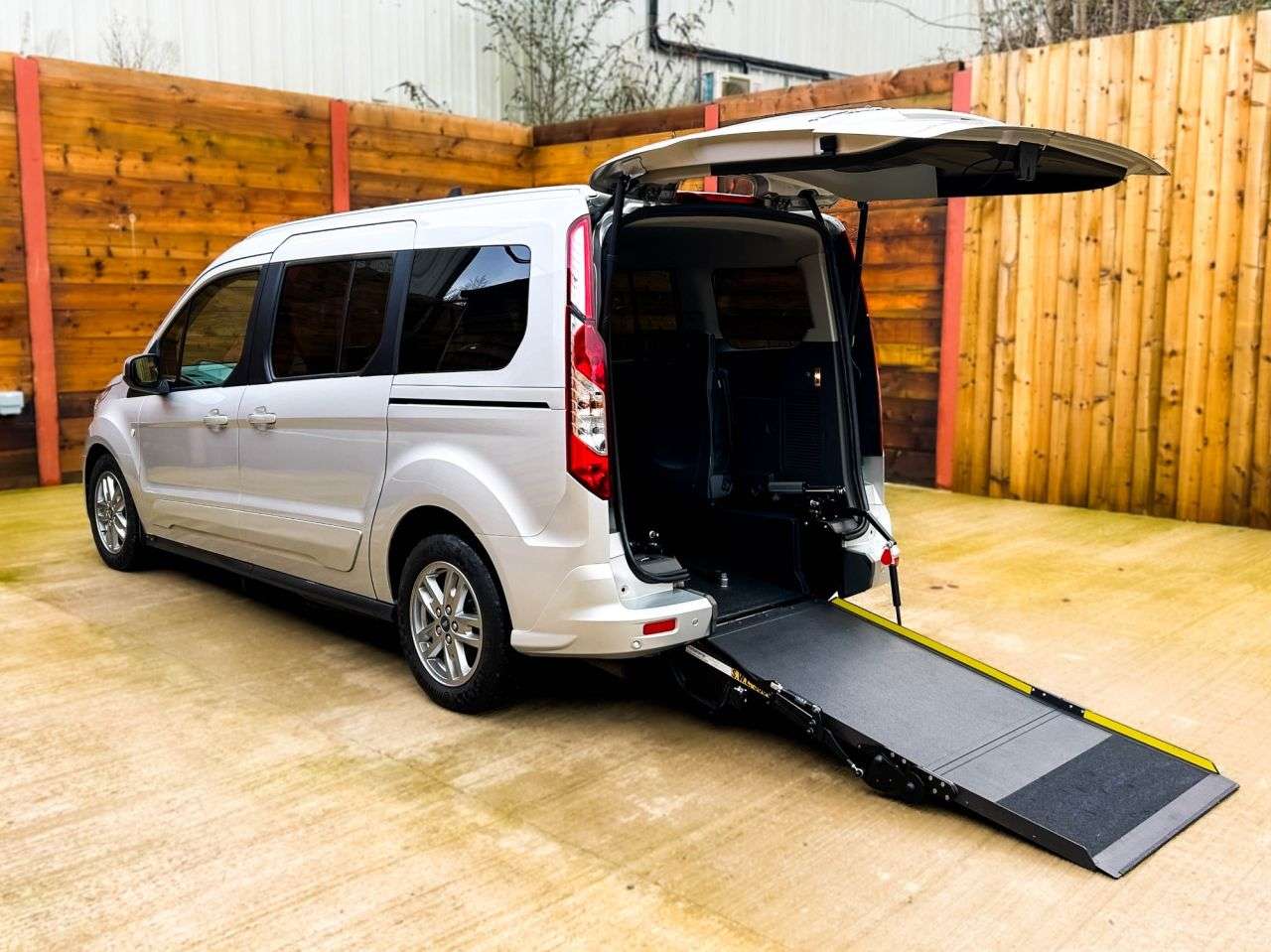 A 2022 FORD GRAND TOURNEO CONNECT Passenger Up Front or Driver Transfer Wheelchair Accessible Vehicle WAV A 2022 FORD GRAND TOURNEO CONNECT Passenger Up Front or Driver Transfer Wheelchair Accessible Vehicle WAV