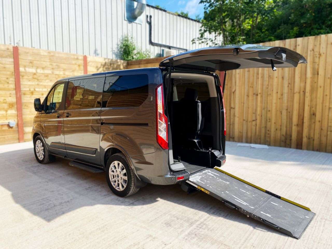 A 2019 FORD TOURNEO CUSTOM 5 Seat Auto Wheelchair Accessible Disabled Access Vehicle WAV A 2019 FORD TOURNEO CUSTOM 5 Seat Auto Wheelchair Accessible Disabled Access Vehicle WAV