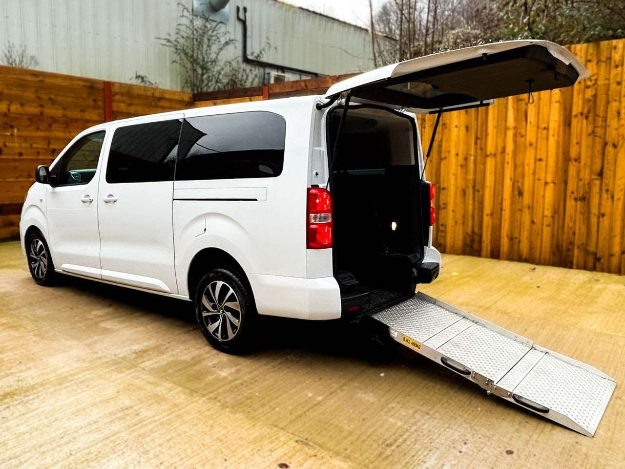 A 2022 CITROEN SPACETOURER LWB 4 Seat Twin Wheelchair Accessible Disabled Access Vehicle WAV A 2022 CITROEN SPACETOURER LWB 4 Seat Twin Wheelchair Accessible Disabled Access Vehicle WAV