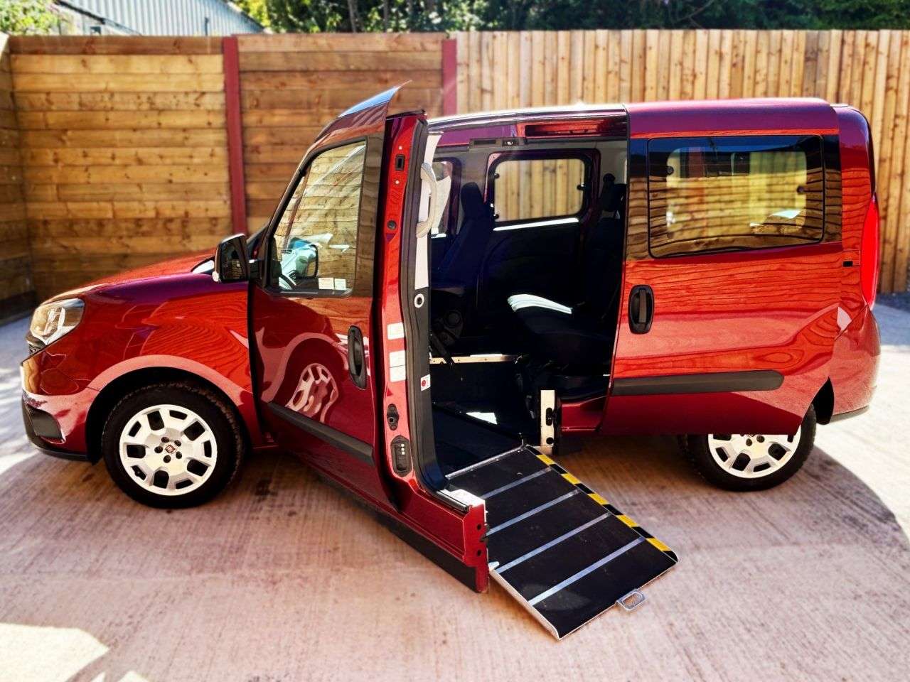 2018 FIAT DOBLO 2018 FIAT DOBLO