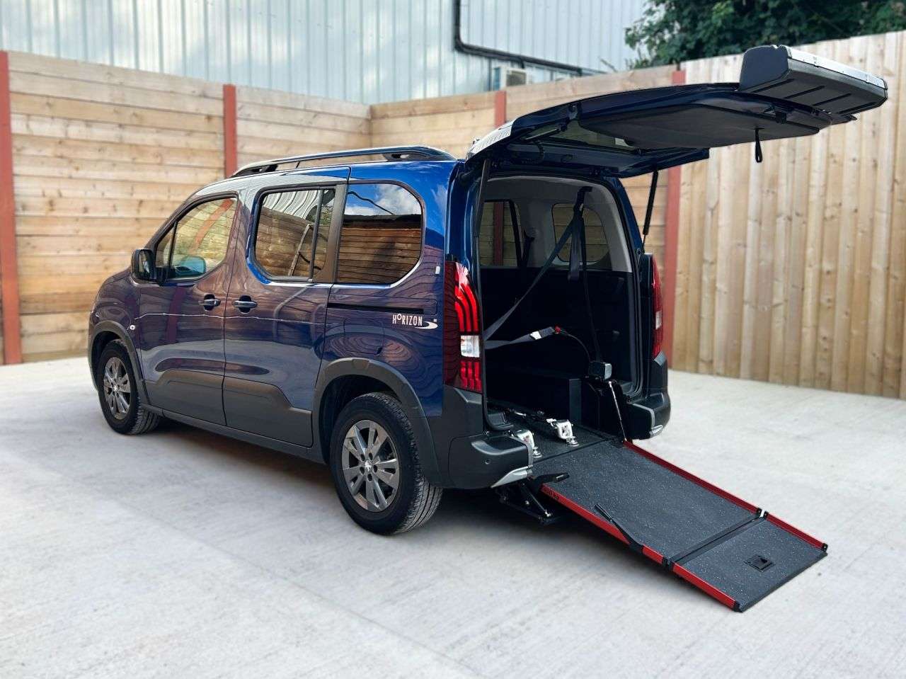 A 2023 PEUGEOT RIFTER 3 Seat Auto Wheelchair Accessible Disabled Access Vehicle WAV A 2023 PEUGEOT RIFTER 3 Seat Auto Wheelchair Accessible Disabled Access Vehicle WAV