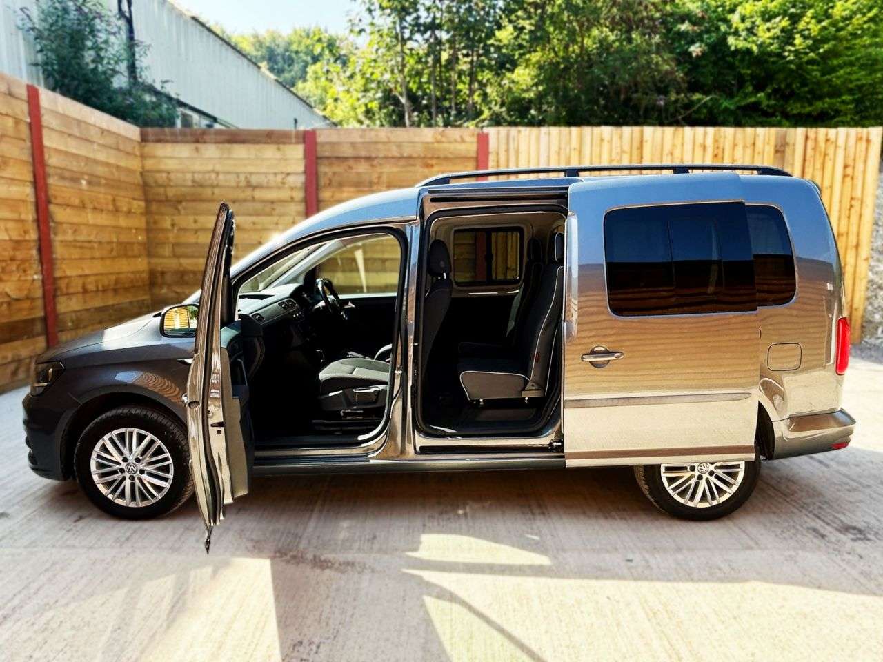 2017 VOLKSWAGEN CADDY MAXI LIFE 2017 VOLKSWAGEN CADDY MAXI LIFE