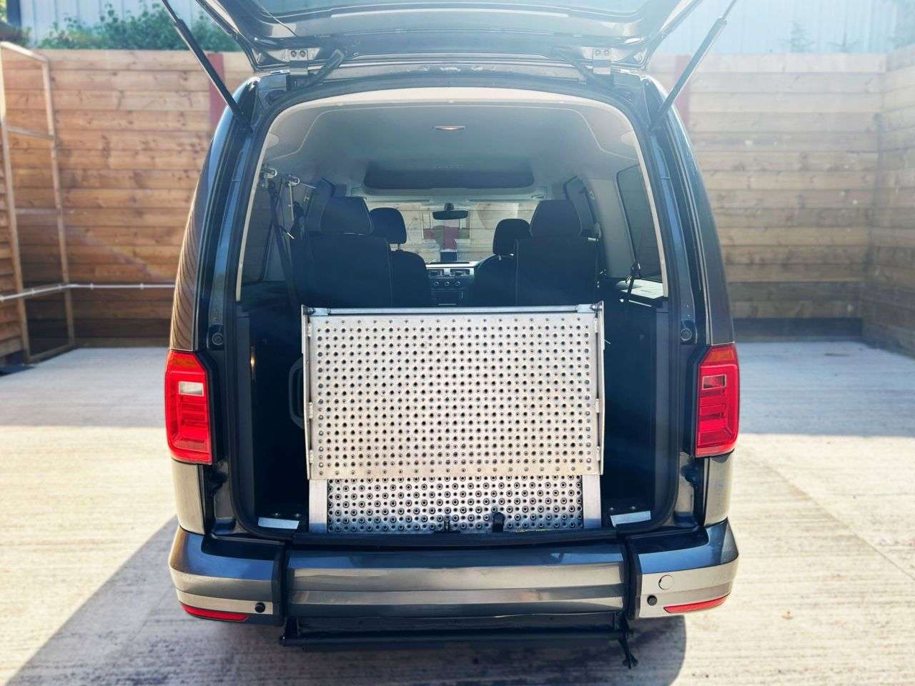 2017 VOLKSWAGEN CADDY MAXI LIFE 2017 VOLKSWAGEN CADDY MAXI LIFE