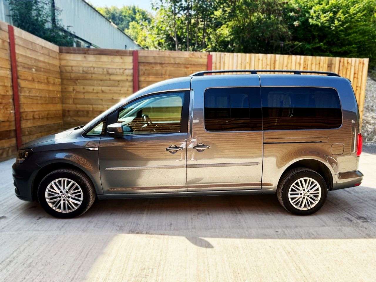 2017 VOLKSWAGEN CADDY MAXI LIFE 2017 VOLKSWAGEN CADDY MAXI LIFE