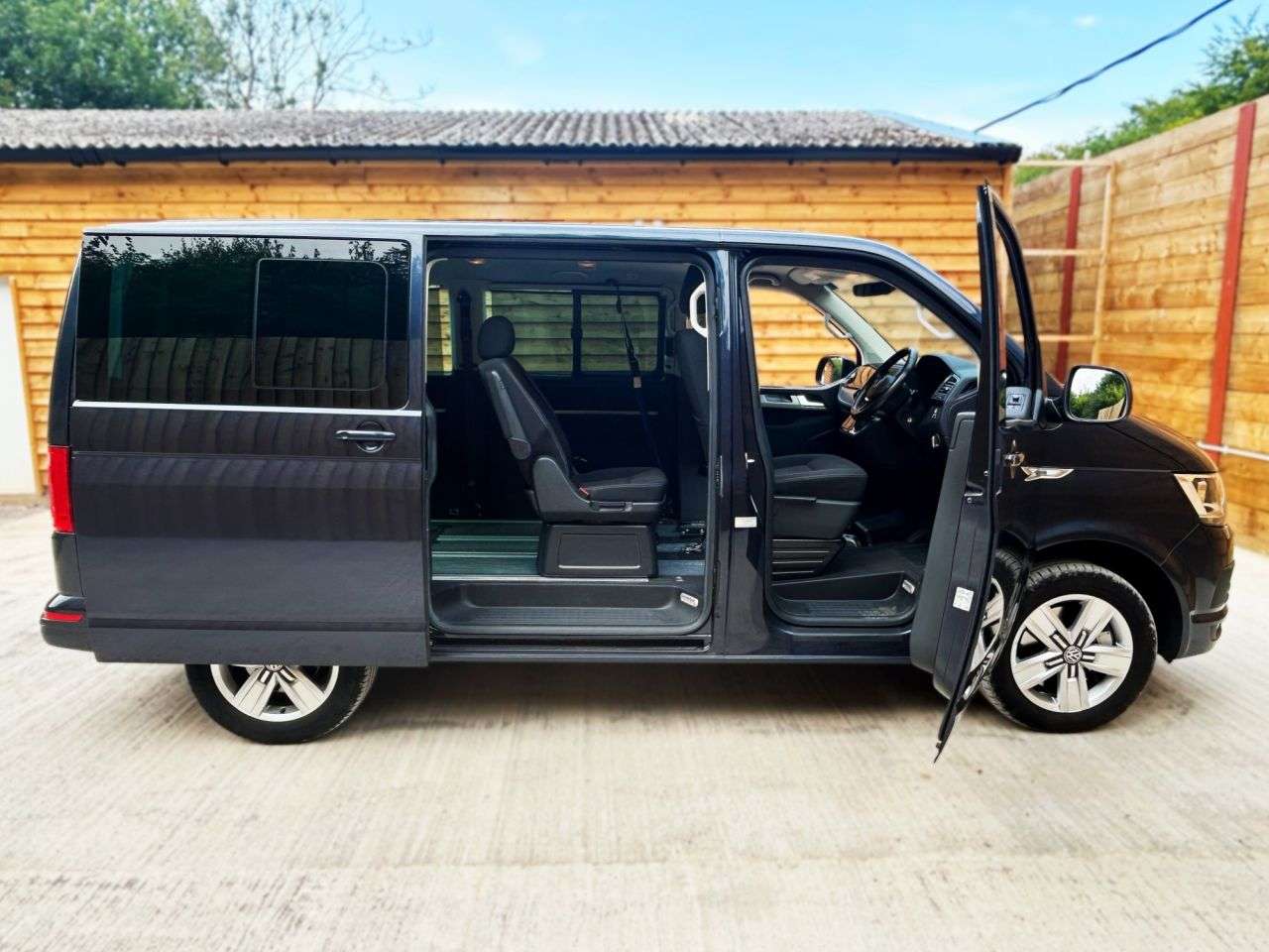 2018 VOLKSWAGEN CARAVELLE 2018 VOLKSWAGEN CARAVELLE