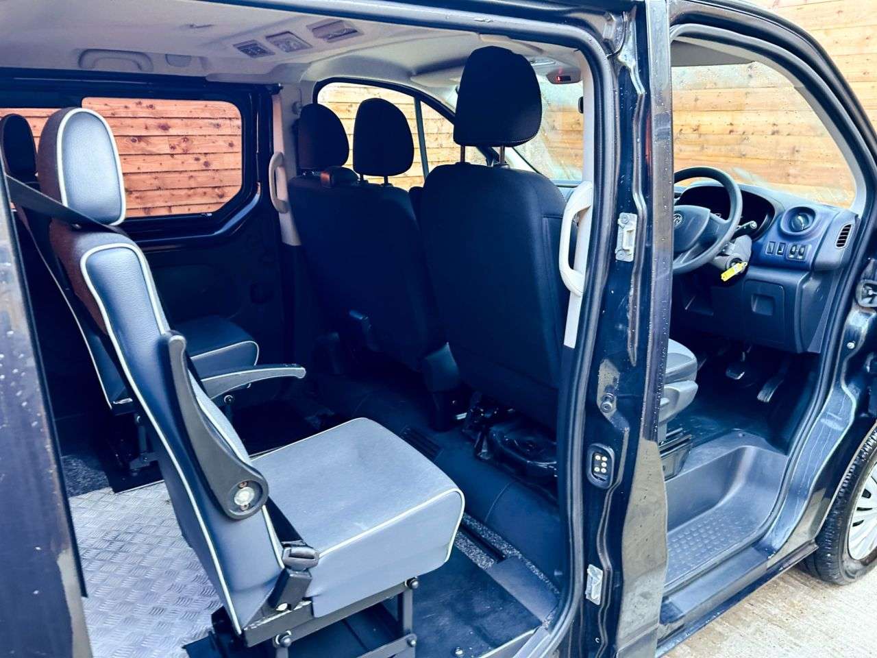 2017 VAUXHALL VIVARO 2017 VAUXHALL VIVARO