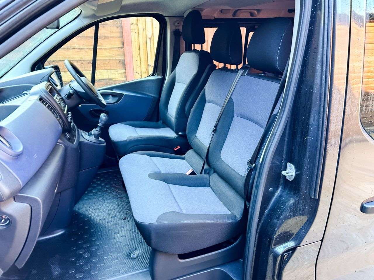 2017 VAUXHALL VIVARO 2017 VAUXHALL VIVARO