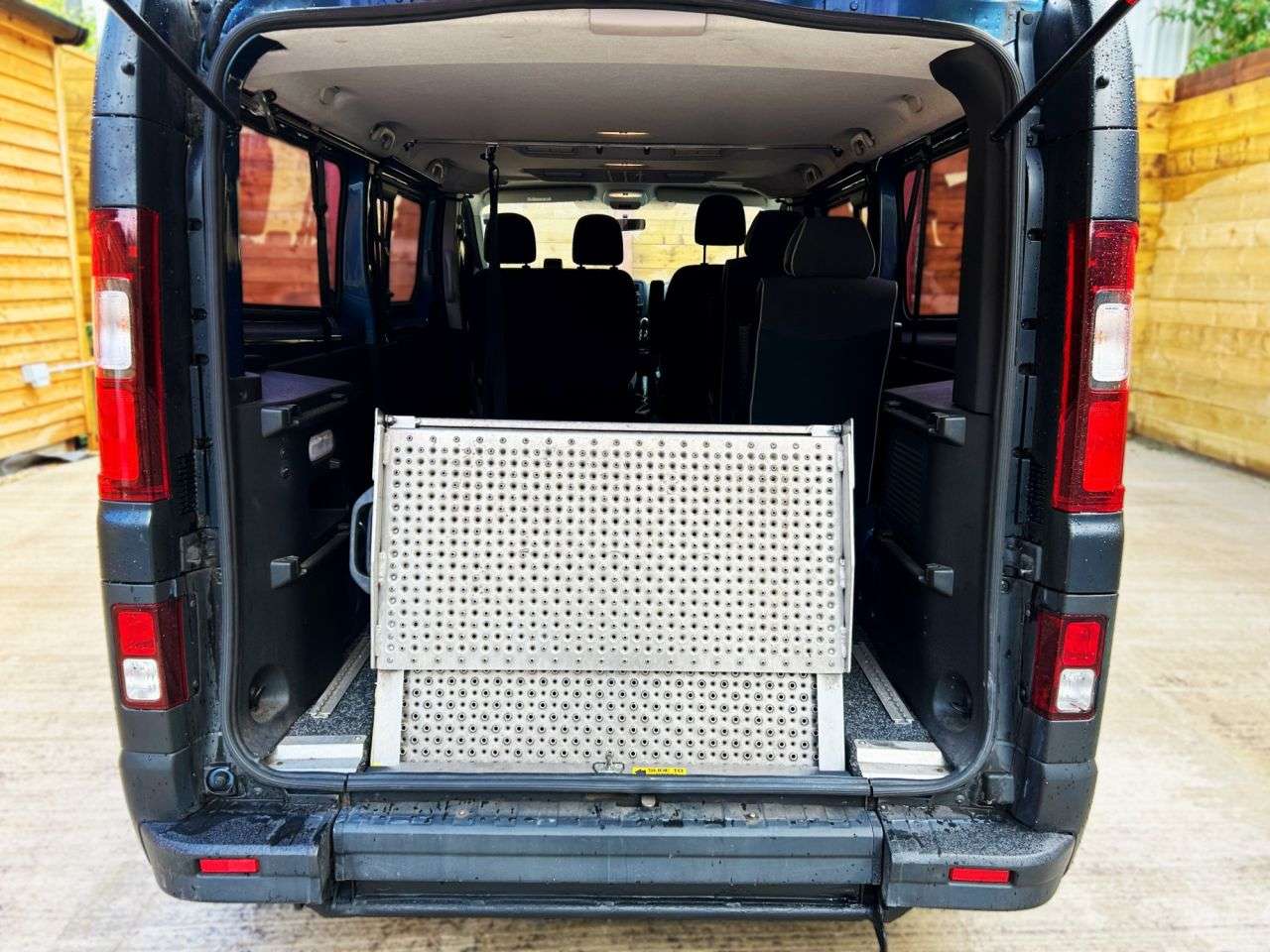 2018 VAUXHALL VIVARO 2018 VAUXHALL VIVARO