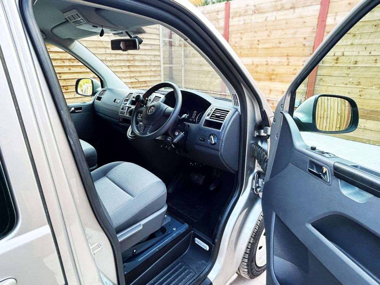 2015 VOLKSWAGEN TRANSPORTER 2015 VOLKSWAGEN TRANSPORTER