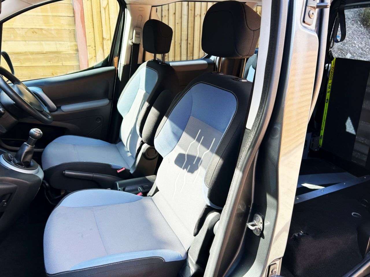 2014 PEUGEOT PARTNER TEPEE 2014 PEUGEOT PARTNER TEPEE