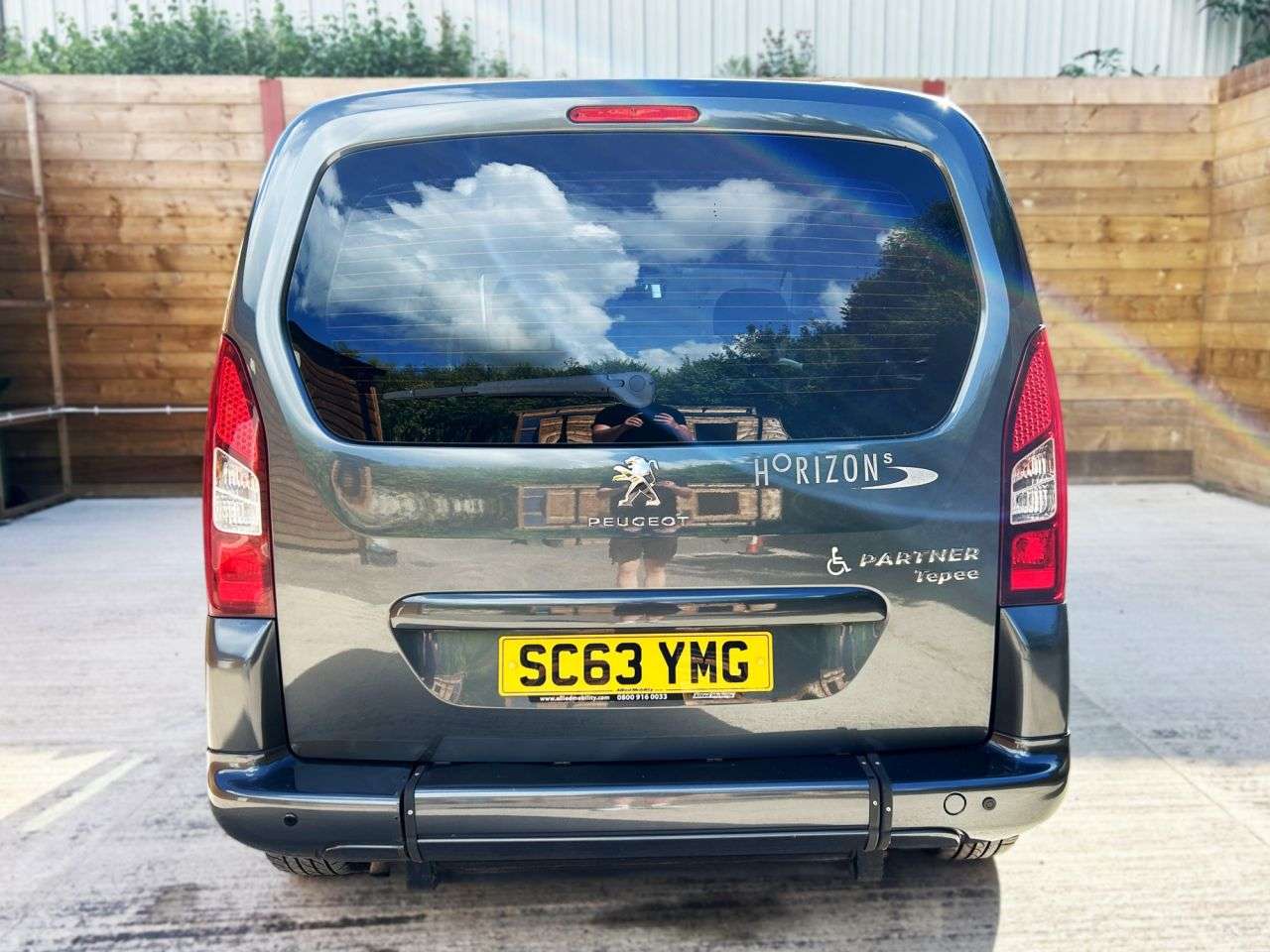 2014 PEUGEOT PARTNER TEPEE 2014 PEUGEOT PARTNER TEPEE