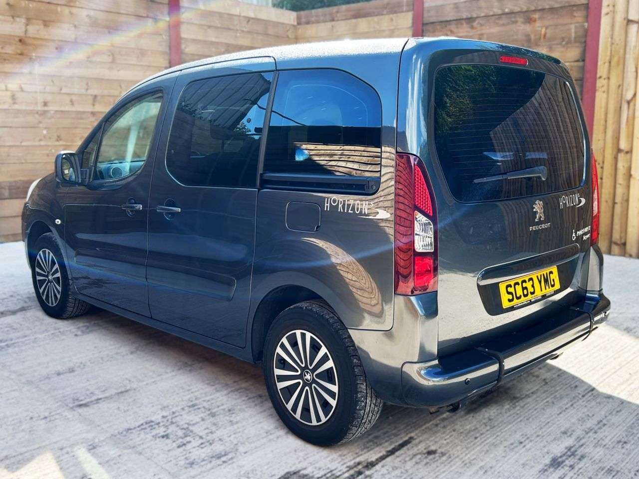 2014 PEUGEOT PARTNER TEPEE 2014 PEUGEOT PARTNER TEPEE
