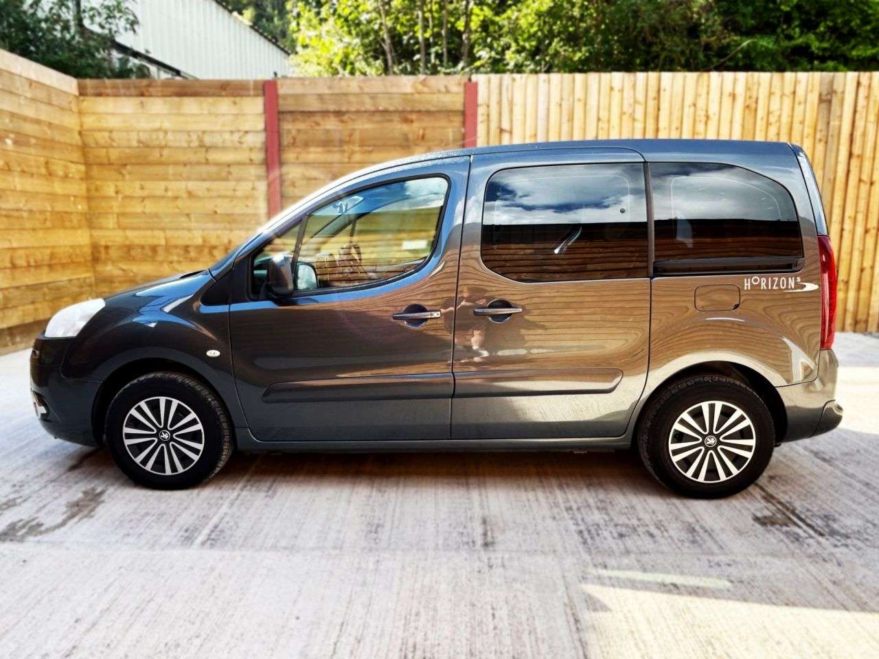 2014 PEUGEOT PARTNER TEPEE 2014 PEUGEOT PARTNER TEPEE