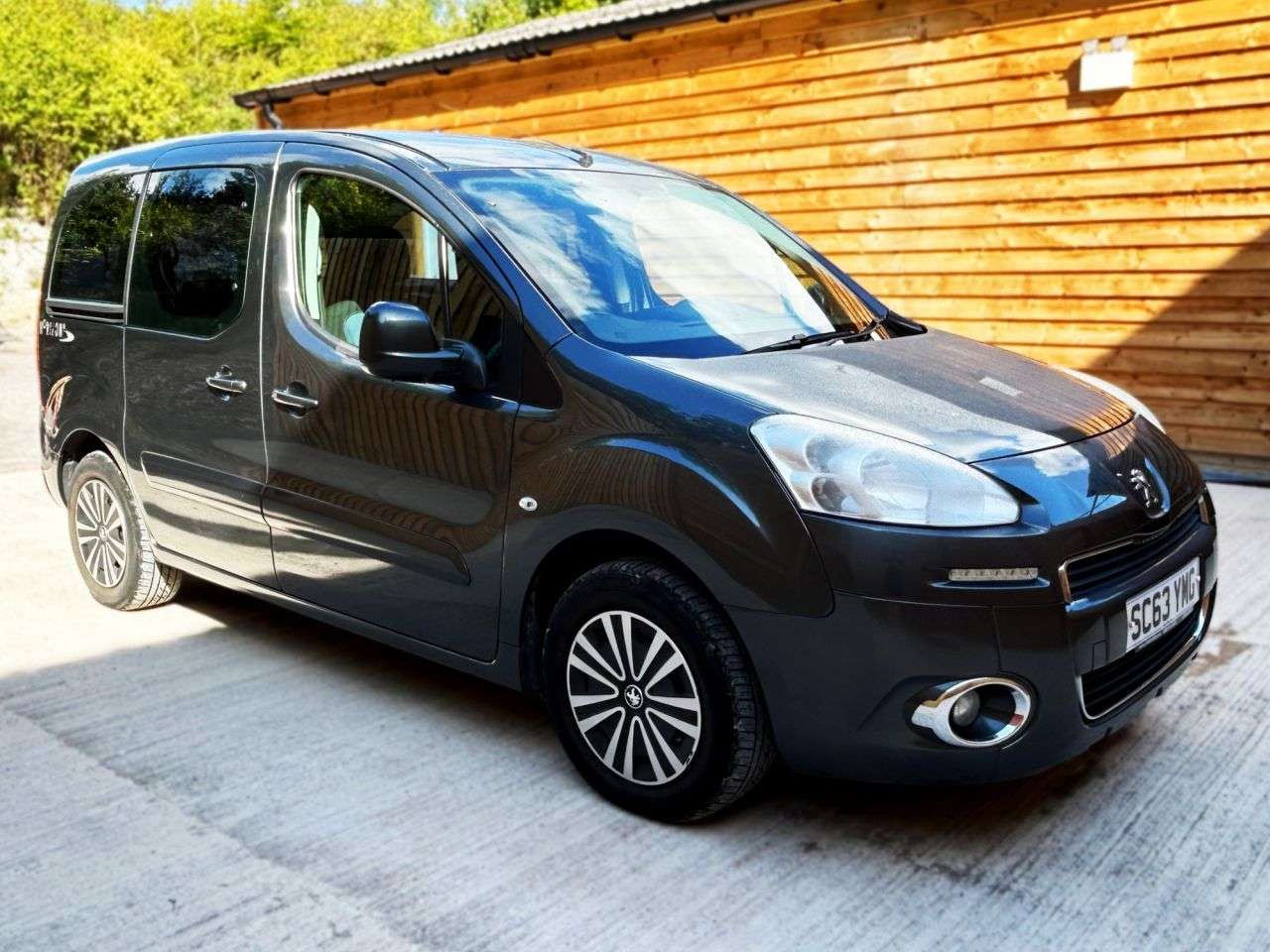 2014 PEUGEOT PARTNER TEPEE 2014 PEUGEOT PARTNER TEPEE