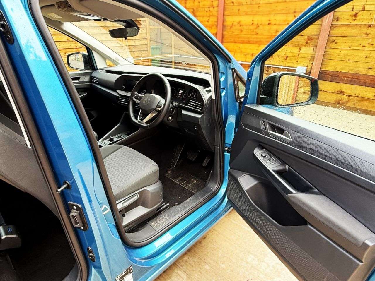2021 VOLKSWAGEN CADDY MAXI LIFE 2021 VOLKSWAGEN CADDY MAXI LIFE