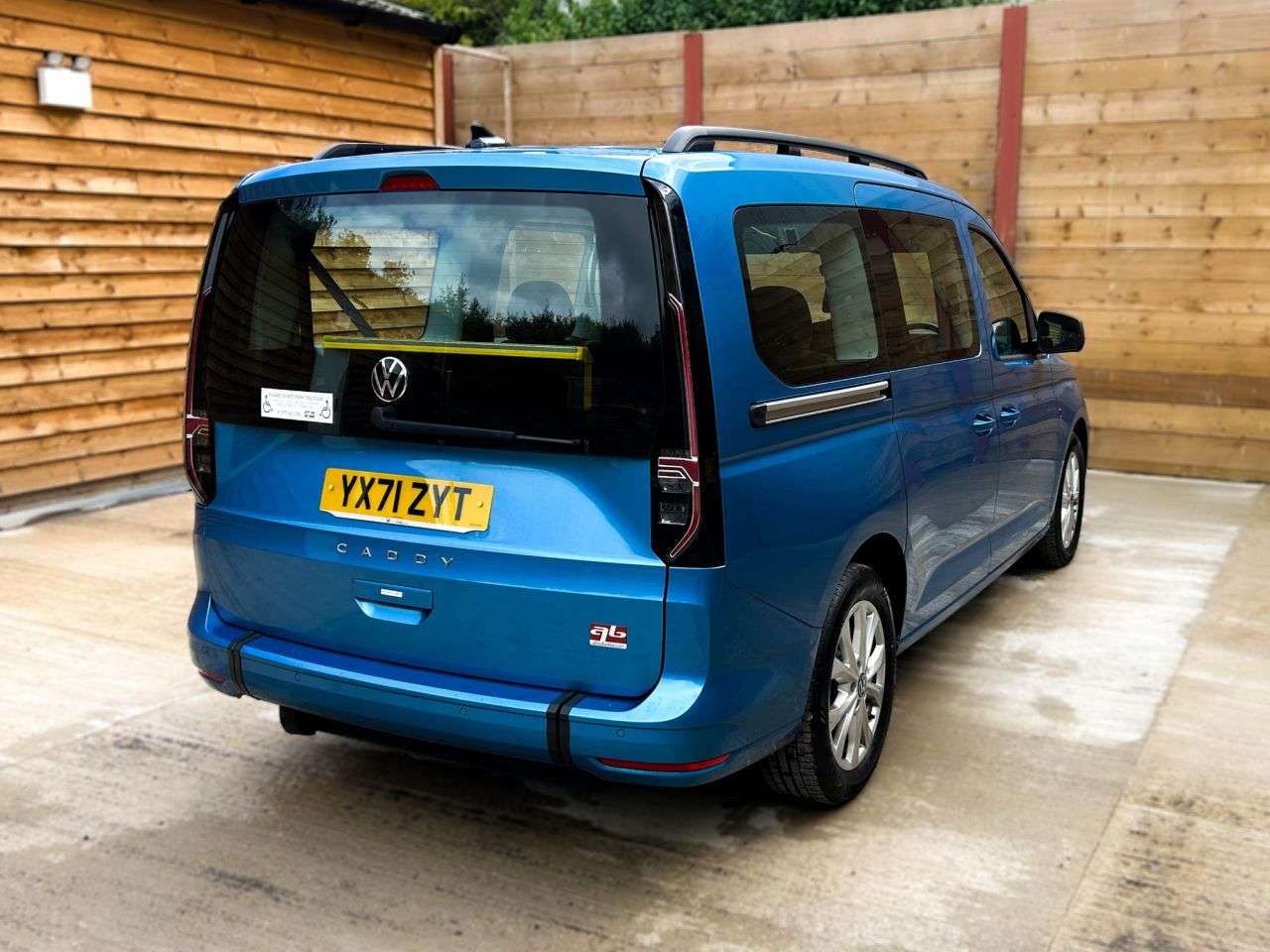 2021 VOLKSWAGEN CADDY MAXI LIFE 2021 VOLKSWAGEN CADDY MAXI LIFE