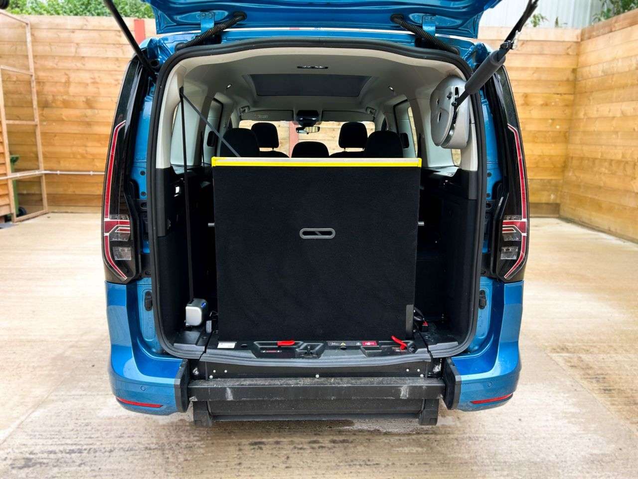 2021 VOLKSWAGEN CADDY MAXI LIFE 2021 VOLKSWAGEN CADDY MAXI LIFE