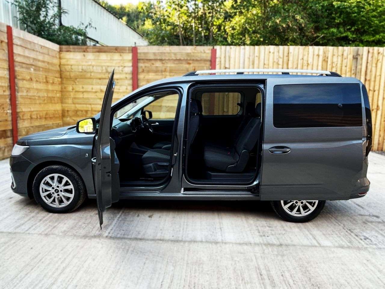 2024 FORD GRAND TOURNEO CONNECT 2024 FORD GRAND TOURNEO CONNECT