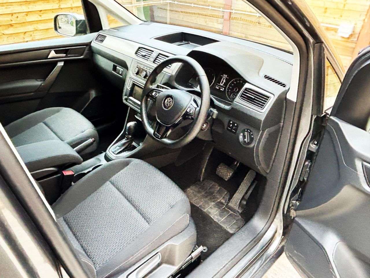 2021 VOLKSWAGEN CADDY MAXI LIFE 2021 VOLKSWAGEN CADDY MAXI LIFE