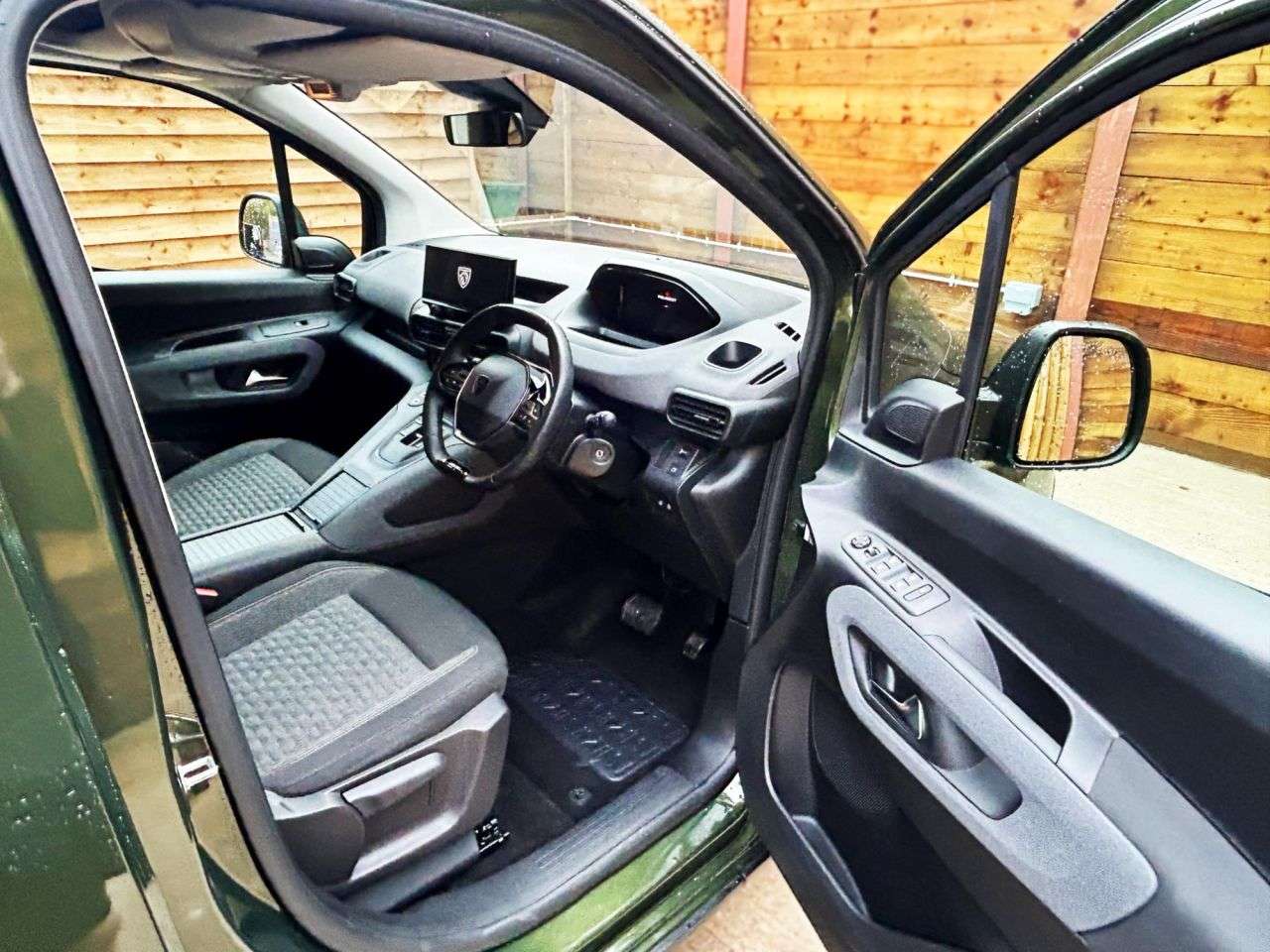 2024 PEUGEOT RIFTER 2024 PEUGEOT RIFTER