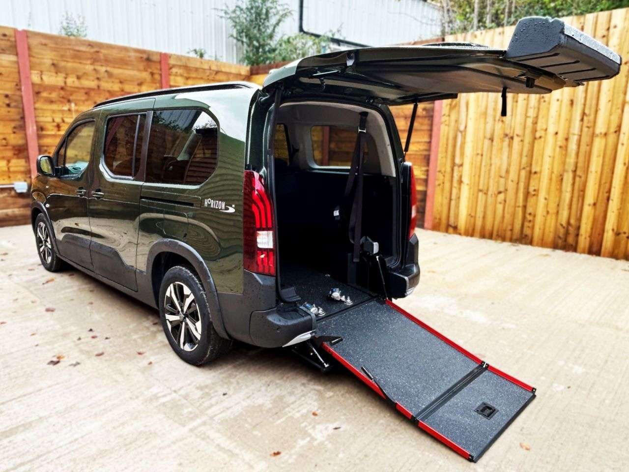 2024 PEUGEOT RIFTER 2024 PEUGEOT RIFTER