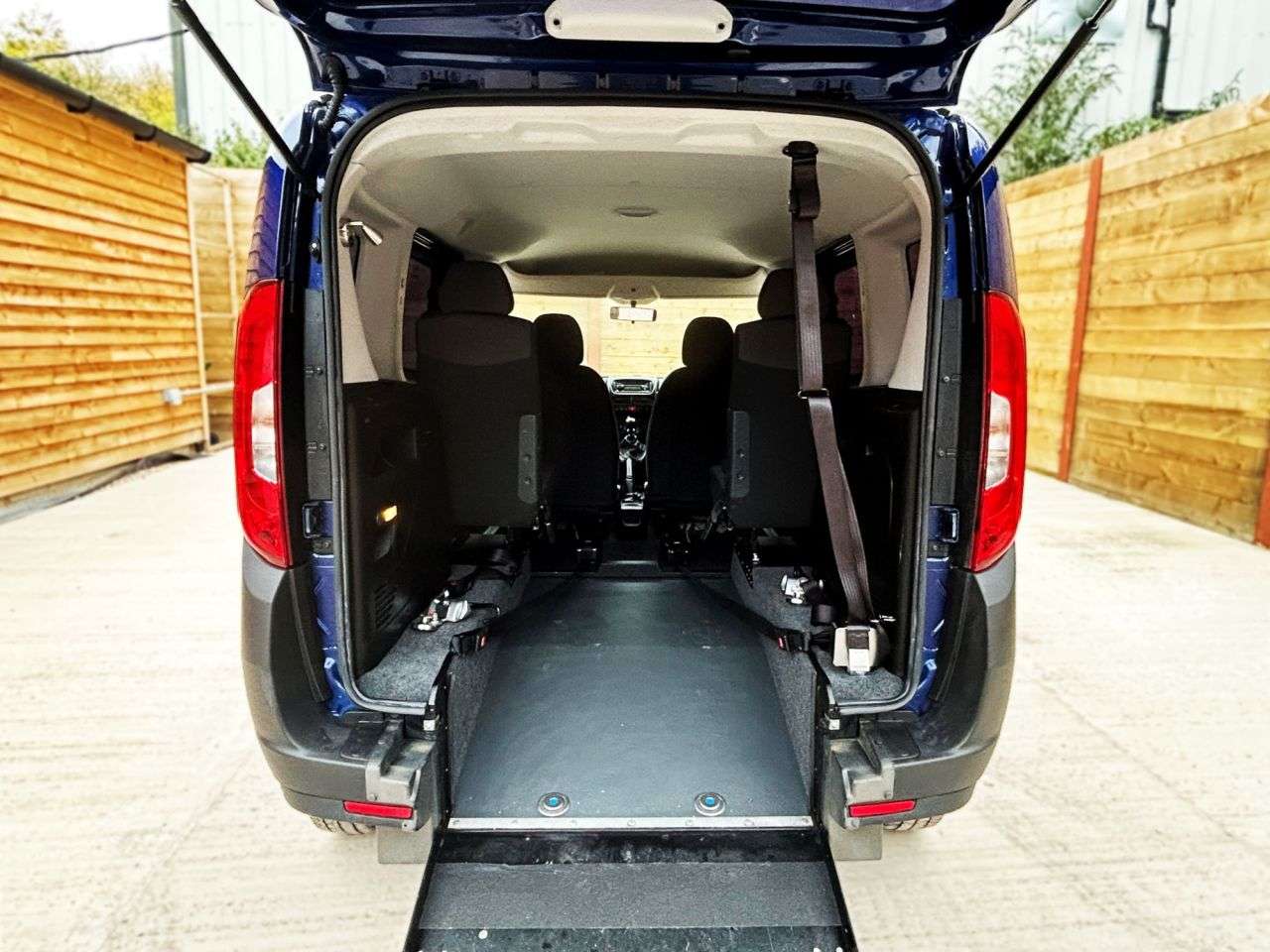 2018 FIAT DOBLO 2018 FIAT DOBLO