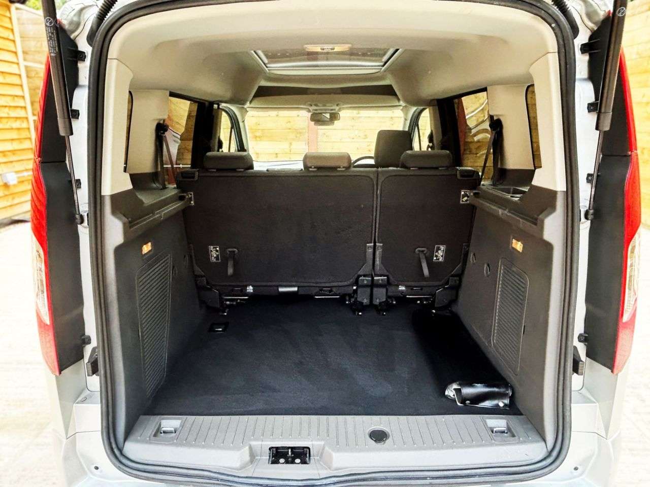 2021 FORD TOURNEO CONNECT 2021 FORD TOURNEO CONNECT