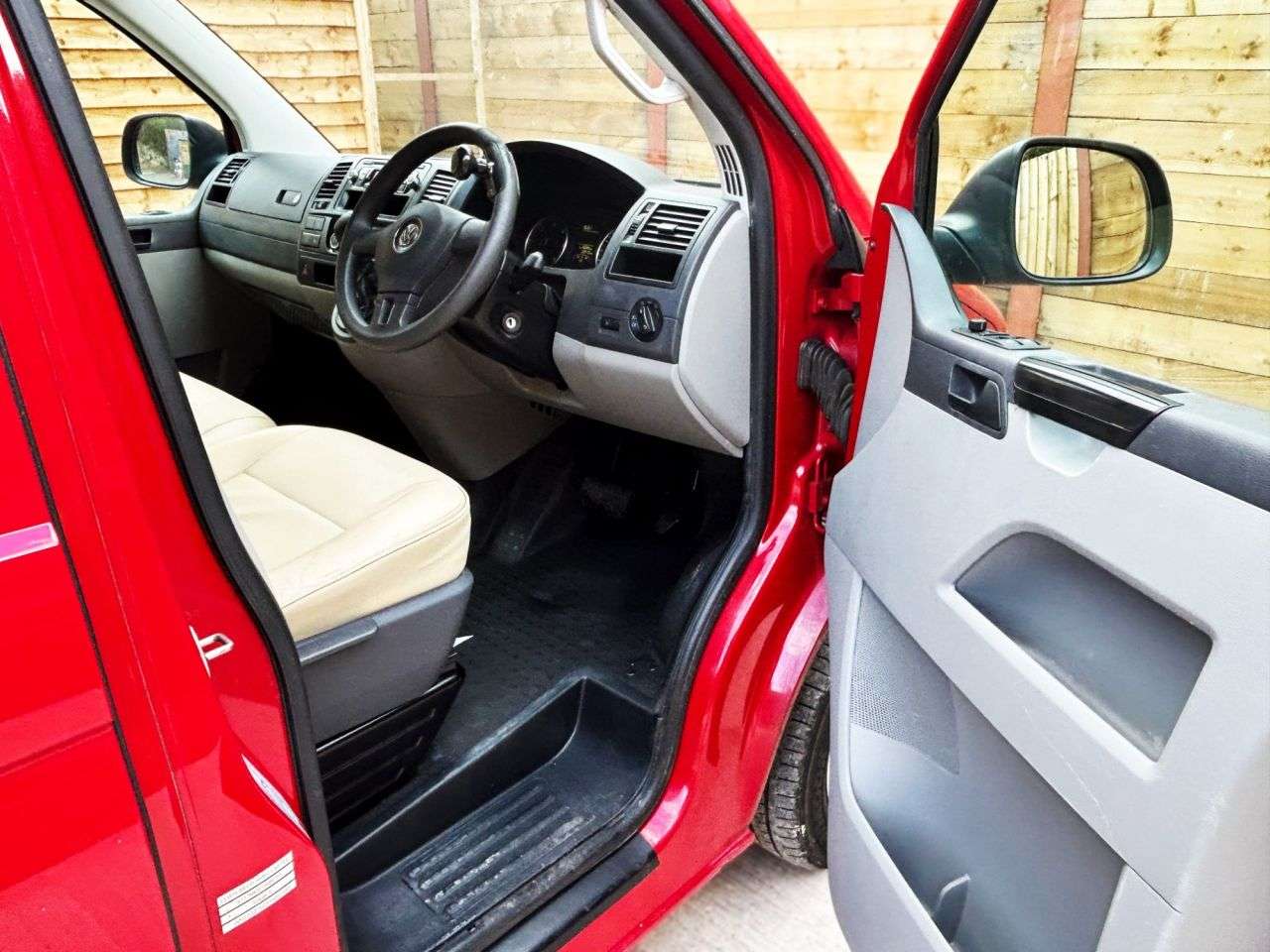 2015 VOLKSWAGEN TRANSPORTER 2015 VOLKSWAGEN TRANSPORTER