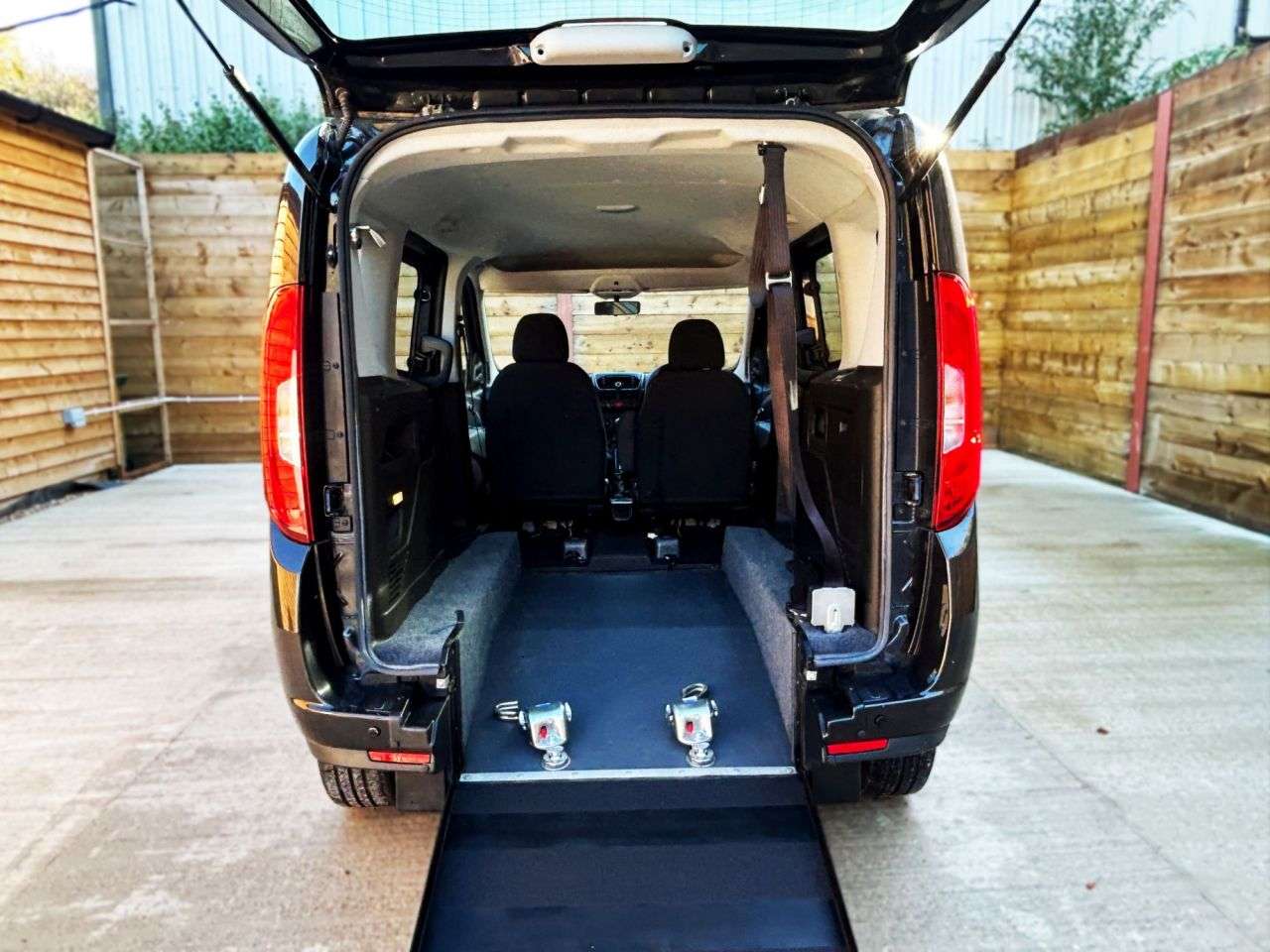 2018 FIAT DOBLO 2018 FIAT DOBLO