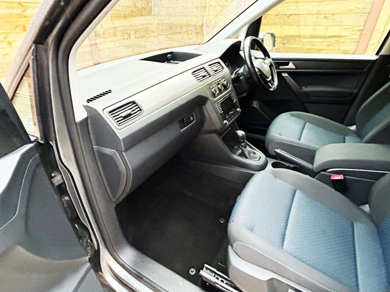 2017 VOLKSWAGEN CADDY MAXI LIFE 2017 VOLKSWAGEN CADDY MAXI LIFE