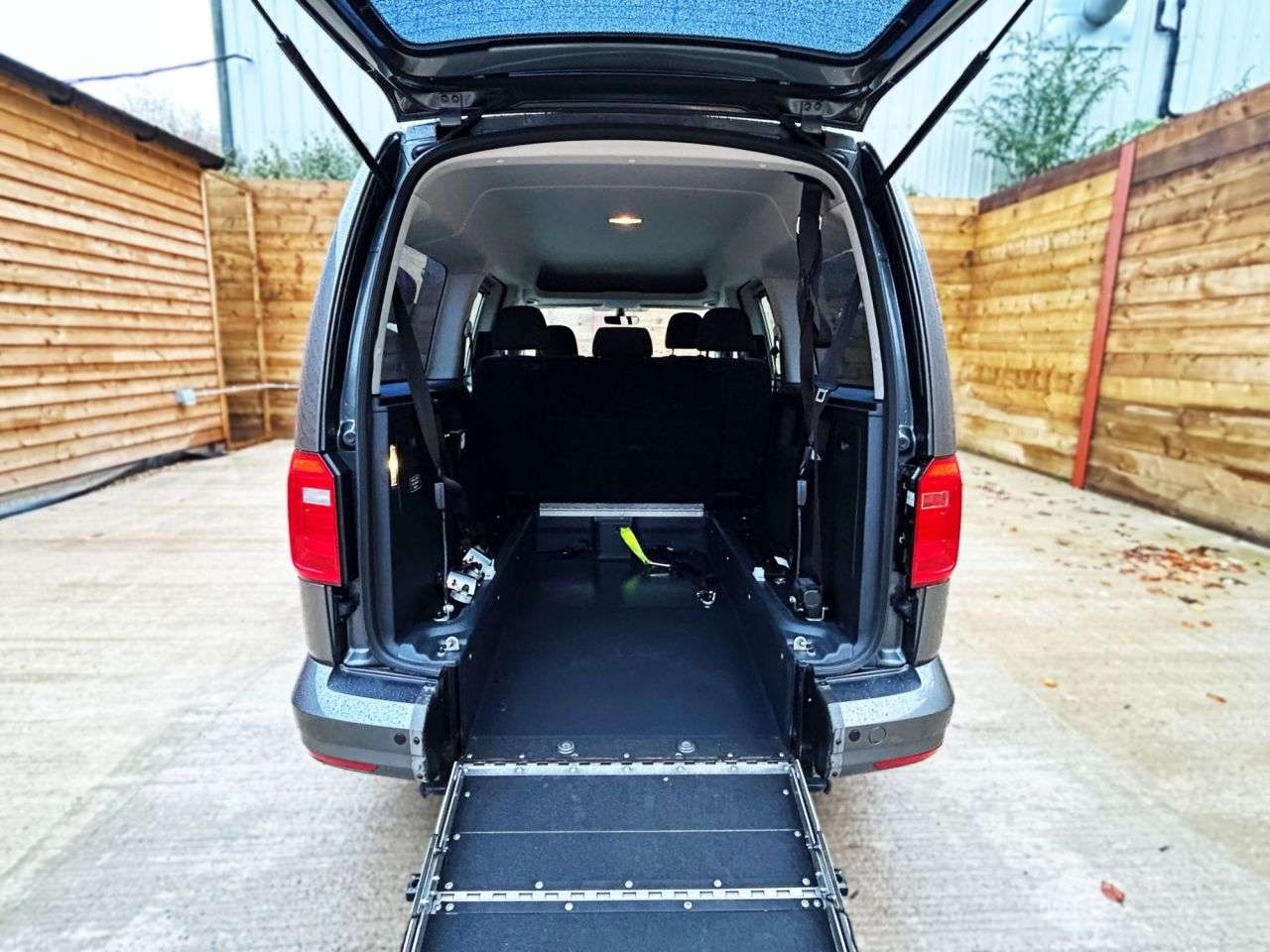 2017 VOLKSWAGEN CADDY MAXI LIFE 2017 VOLKSWAGEN CADDY MAXI LIFE