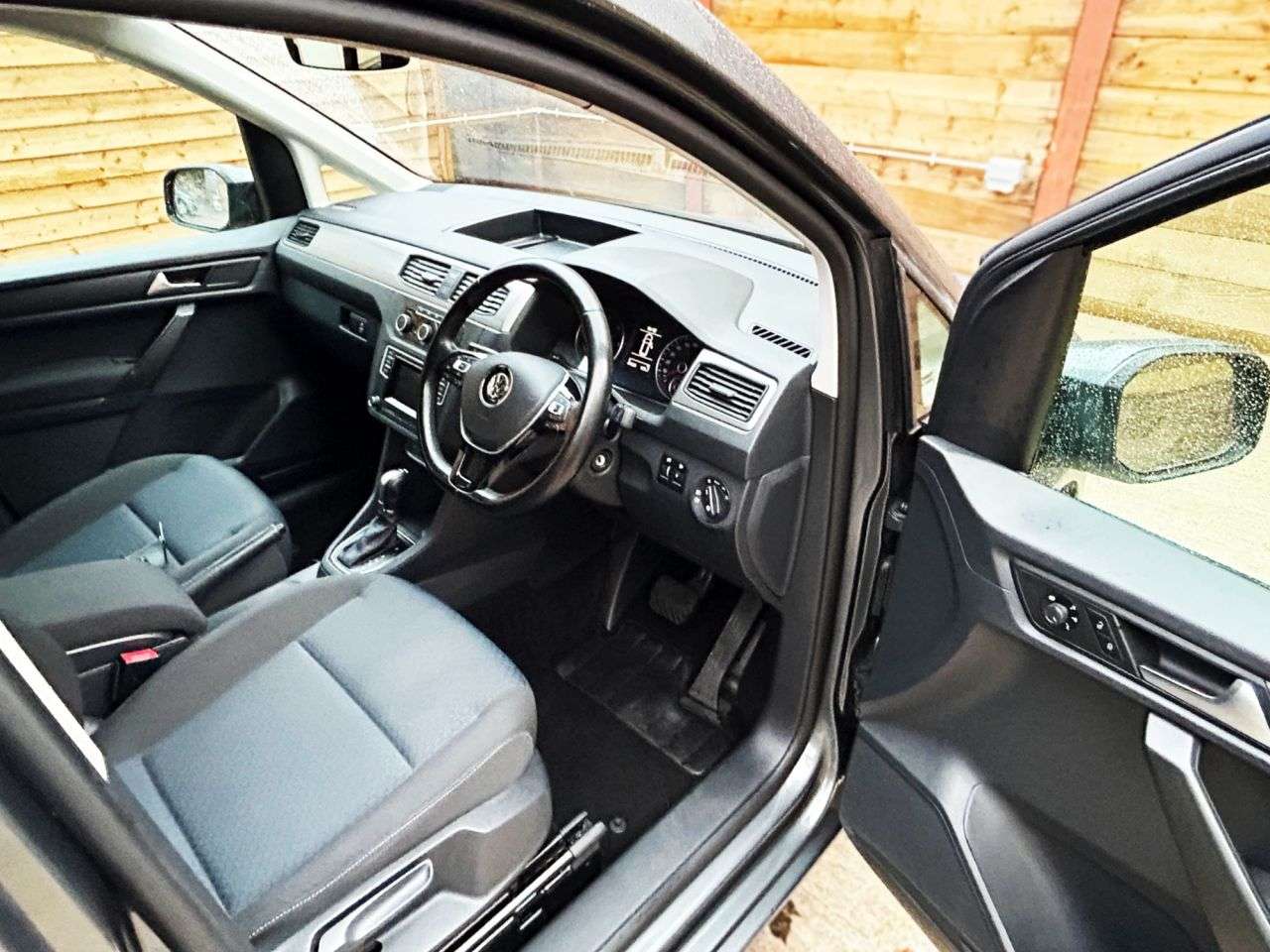 2017 VOLKSWAGEN CADDY MAXI LIFE 2017 VOLKSWAGEN CADDY MAXI LIFE