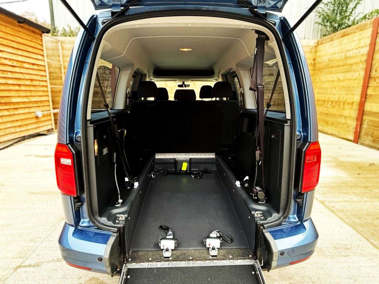 2020 VOLKSWAGEN CADDY MAXI LIFE 2020 VOLKSWAGEN CADDY MAXI LIFE