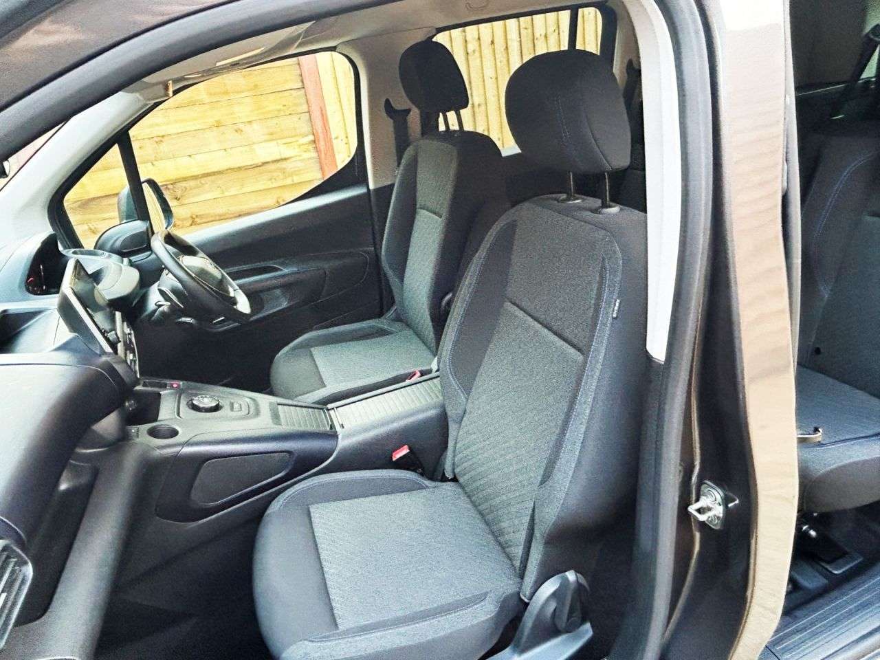 2021 PEUGEOT RIFTER 2021 PEUGEOT RIFTER