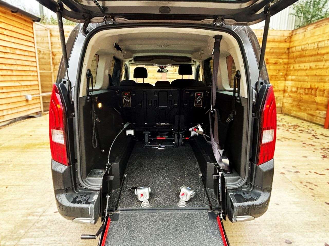 2021 PEUGEOT RIFTER 2021 PEUGEOT RIFTER