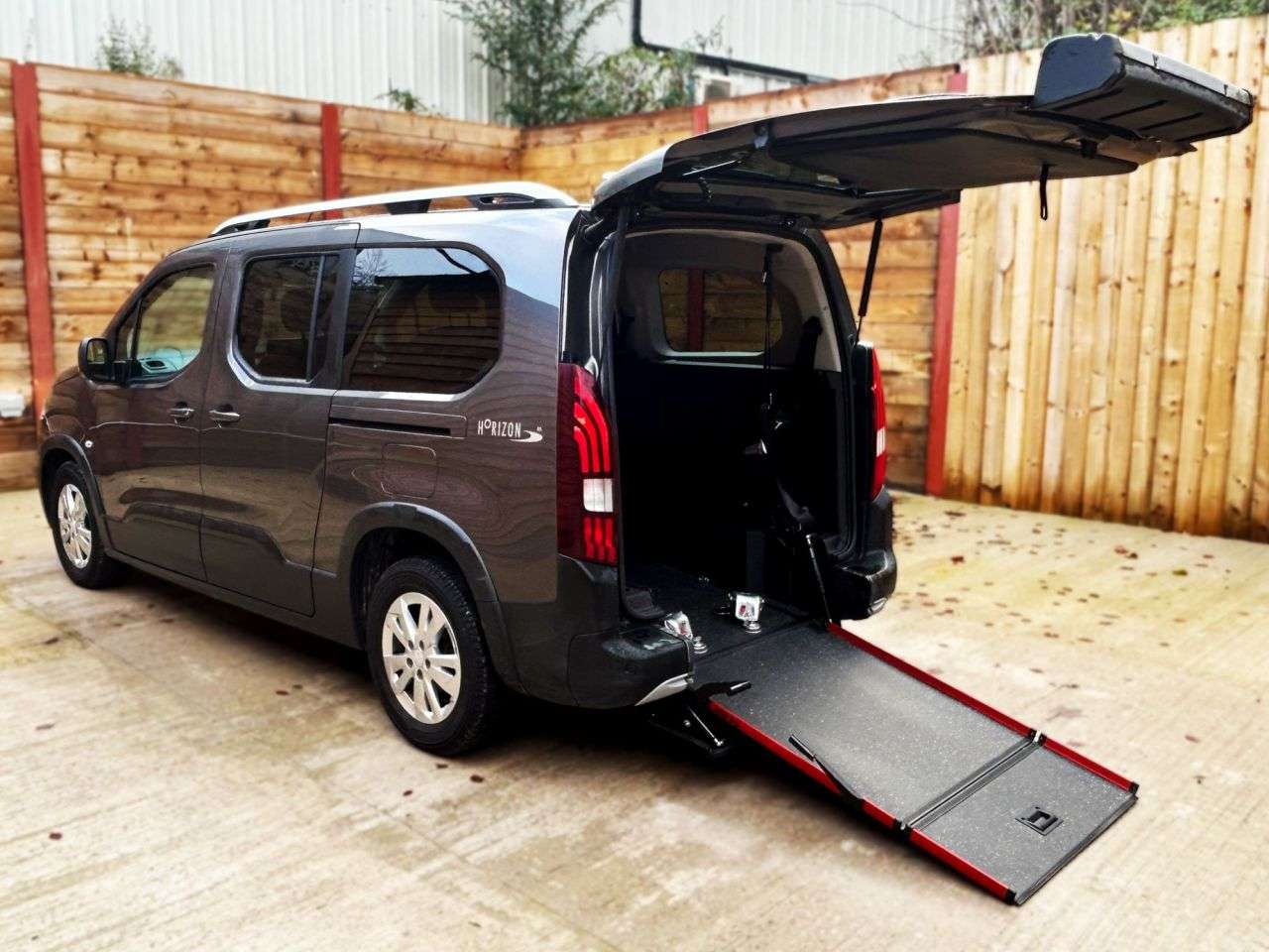 A 2021 PEUGEOT RIFTER L2 LWB 5 Seat Petrol Auto Wheelchair Accessible Disabled Access Vehicle WAV A 2021 PEUGEOT RIFTER L2 LWB 5 Seat Petrol Auto Wheelchair Accessible Disabled Access Vehicle WAV