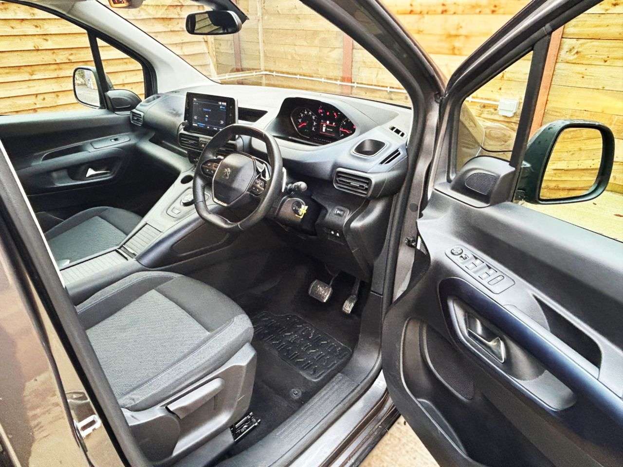 2021 PEUGEOT RIFTER 2021 PEUGEOT RIFTER