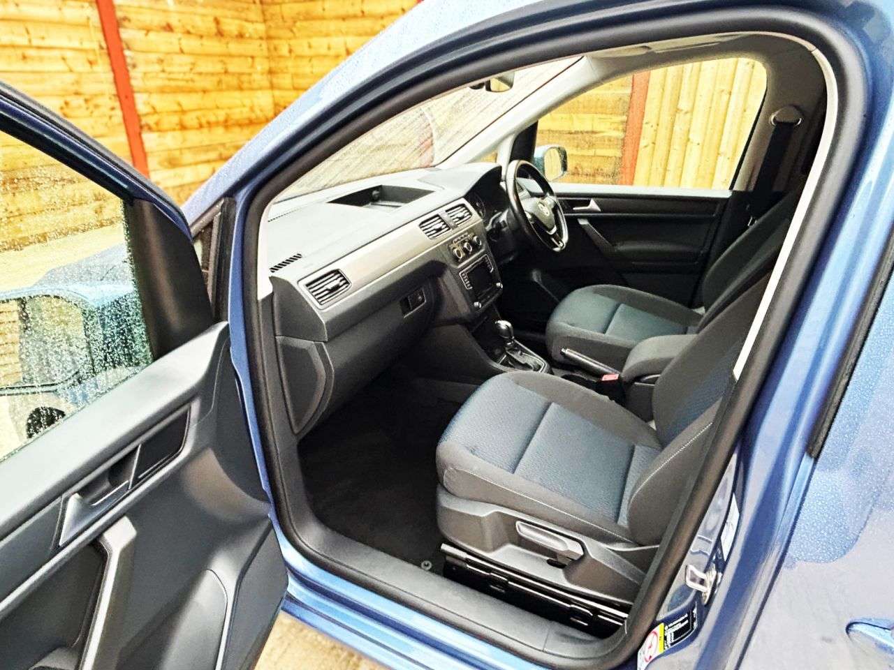 2020 VOLKSWAGEN CADDY MAXI LIFE 2020 VOLKSWAGEN CADDY MAXI LIFE