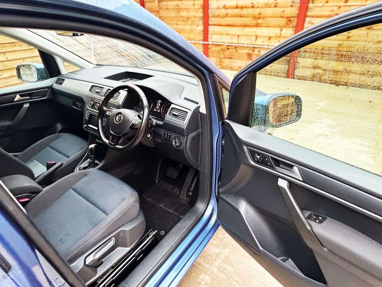 2020 VOLKSWAGEN CADDY MAXI LIFE 2020 VOLKSWAGEN CADDY MAXI LIFE