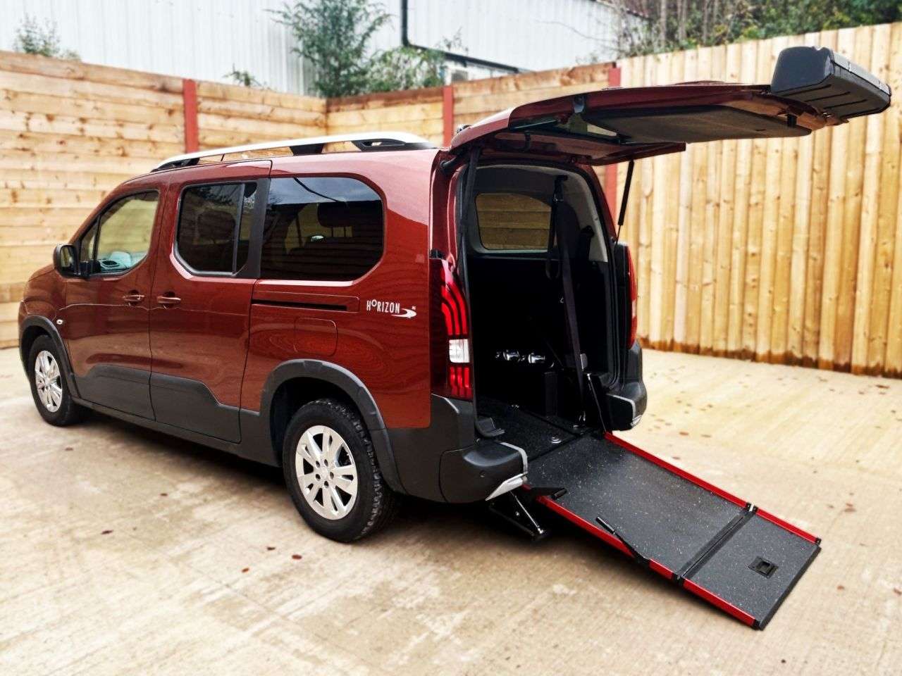 A 2021 PEUGEOT RIFTER L2 LWB 5 Seat Petrol Auto Wheelchair Accessible Disabled Access Vehicle WAV A 2021 PEUGEOT RIFTER L2 LWB 5 Seat Petrol Auto Wheelchair Accessible Disabled Access Vehicle WAV