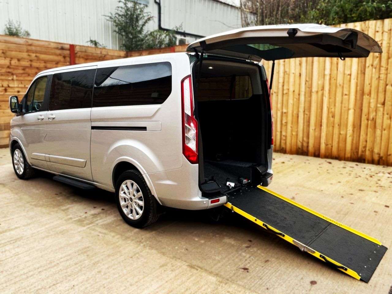 A 2020 FORD TOURNEO CUSTOM L2 LWB 6 Seat Wheelchair Accessible Disabled Access Vehicle WAV A 2020 FORD TOURNEO CUSTOM L2 LWB 6 Seat Wheelchair Accessible Disabled Access Vehicle WAV
