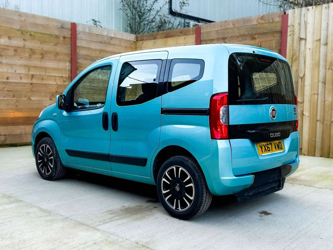 2017 FIAT QUBO 2017 FIAT QUBO