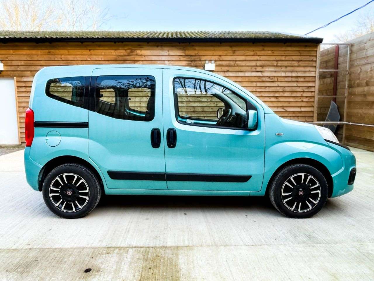 2017 FIAT QUBO 2017 FIAT QUBO