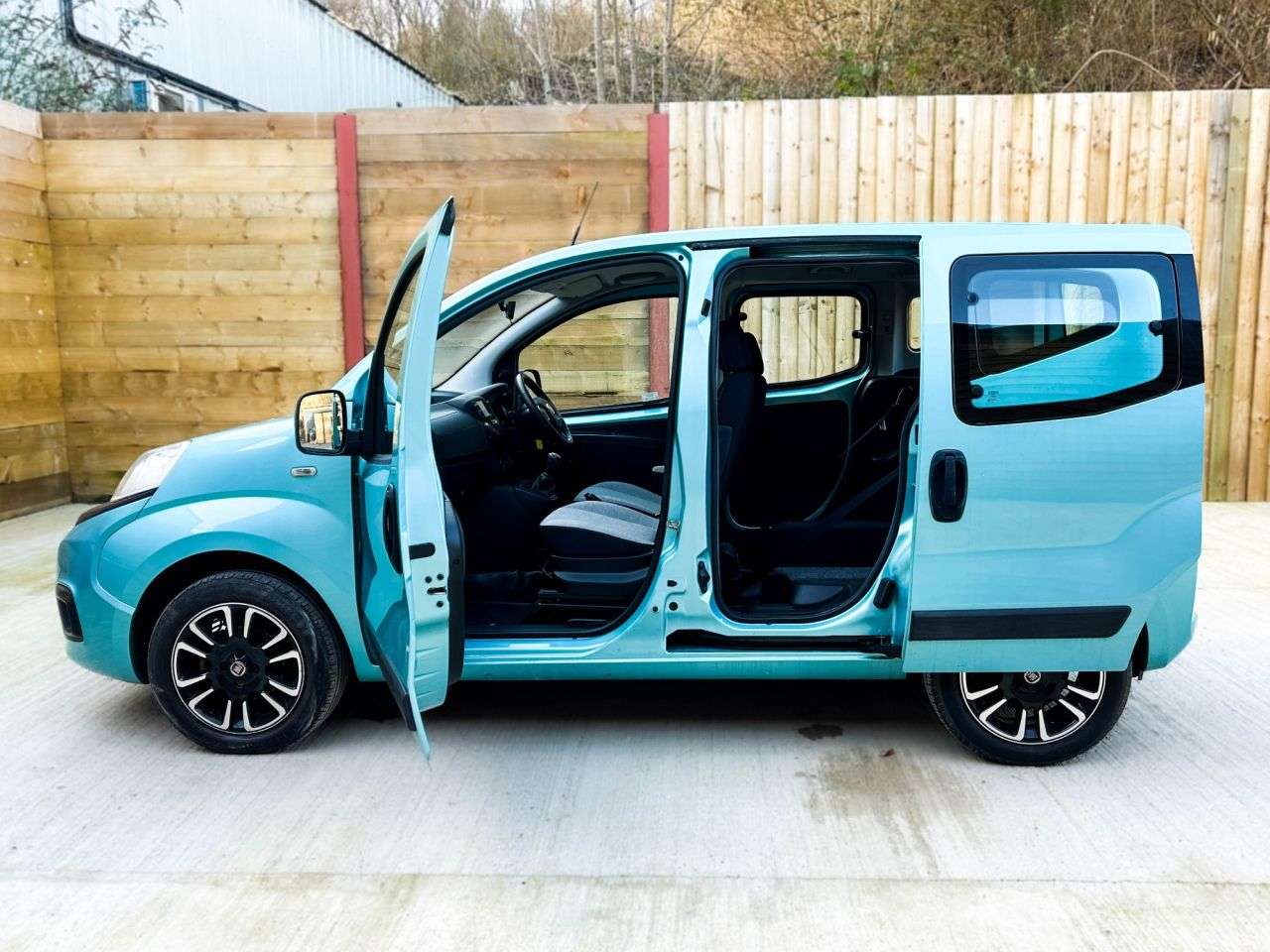 2017 FIAT QUBO 2017 FIAT QUBO